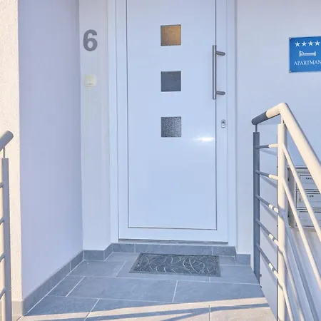 Appartement Queen's Mastrinka By Litto Trogir